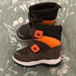 Rugged Bear snow boots SZ 10